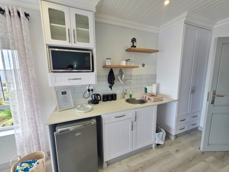 12 Bedroom Property for Sale in Wilderness Central Western Cape